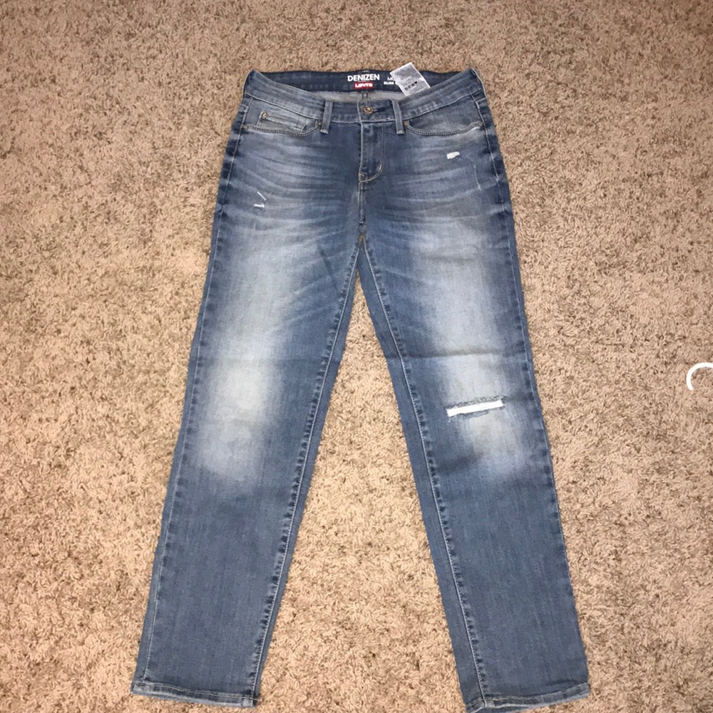 Levi jeans